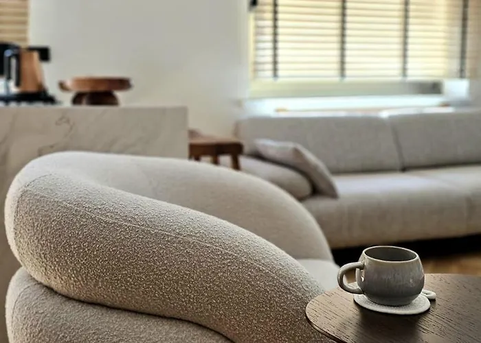 Apartment Opera District Luxury With Elite Design
