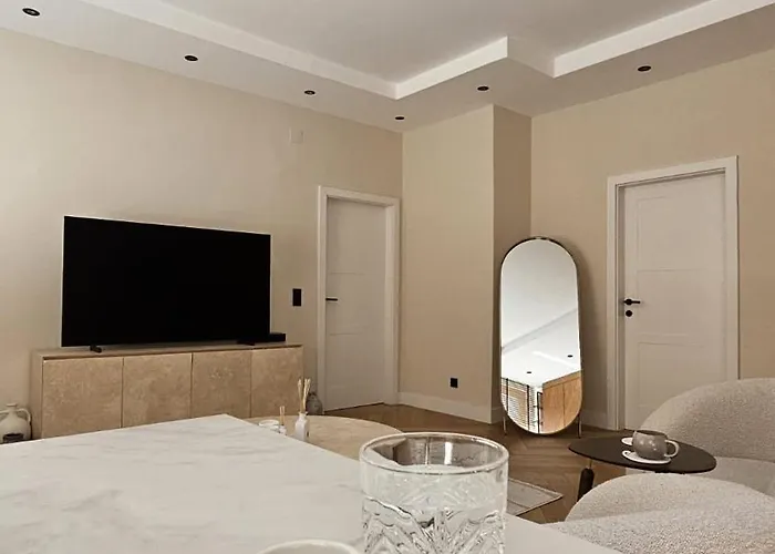 Apartment Opera District Luxury With Elite Design